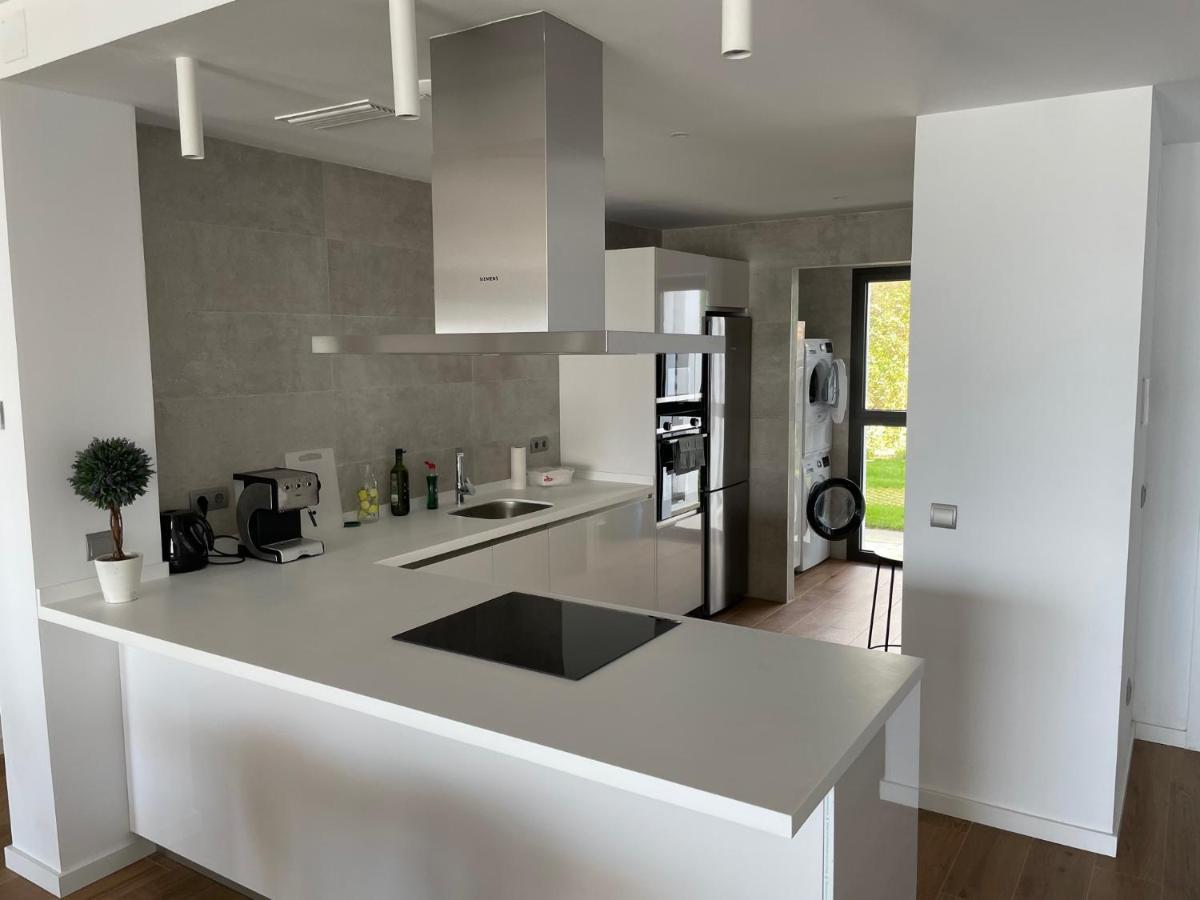Modern 2 Beds Apartment In อัลไกเดซา ภายนอก รูปภาพ